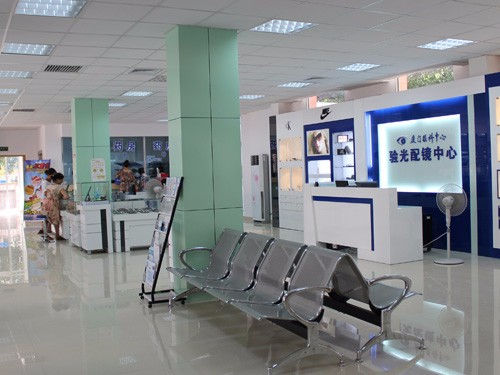 改進(jìn)醫(yī)院服務(wù)可從四大方面入手(圖1)